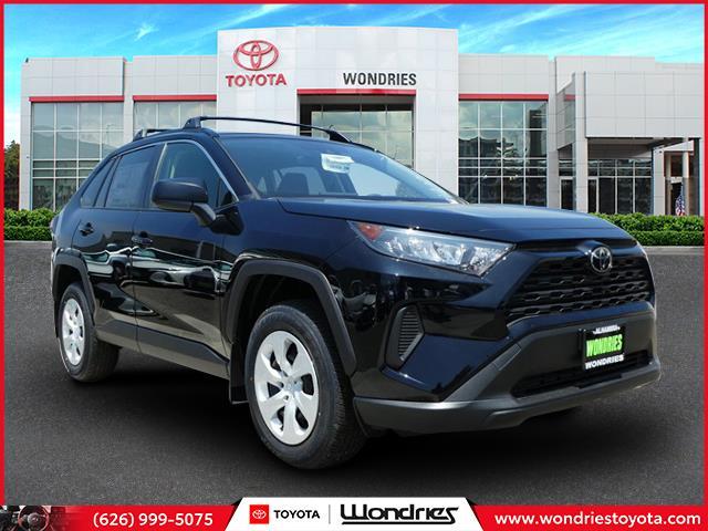 New 2019 Toyota RAV4 LE FWD SUV